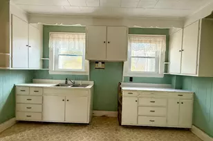 348 Lisbon St, Lisbon, ME 04250 - Photo 10