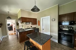 9 Charles St, Houlton, ME 04730 - Photo 10