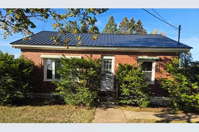 28 Dr Mann Road, Skowhegan, ME 04976 - Photo 2