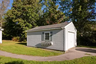 46 Cedar Dr, Warren, ME 04864 - Photo 2