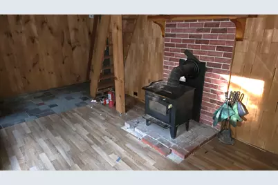 26 Front Avenue, Poland, ME 04274 - Photo 14