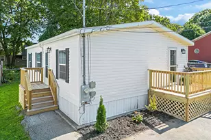 19 Purchase St, Rockland, ME 04841 - Photo 6
