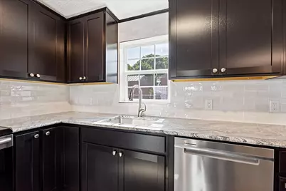 19 Purchase Street, Rockland, ME 04841 - Photo 10