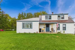 80 Forest Ave, Fort Fairfield, ME 04742 - Photo 2