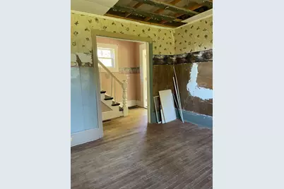 33 Pleasant Street, Calais, ME 04619 - Photo 10