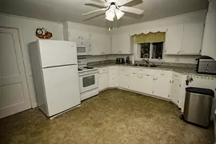 289 Highland Terrace, Mexico, ME 04257 - Photo 4