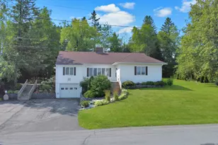 137 Fox St, Madawaska, ME 04756 - Photo 2