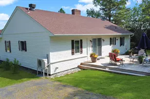 137 Fox St, Madawaska, ME 04756 - Photo 8