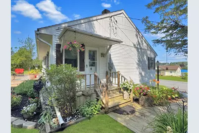 137 Fox Street, Madawaska, ME 04756 - Photo 6
