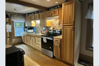 21 Pine Street, Skowhegan, ME 04976 - Photo 8