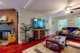 7 Stanley St, Old Orchard Beach, ME 04064 - Photo 10