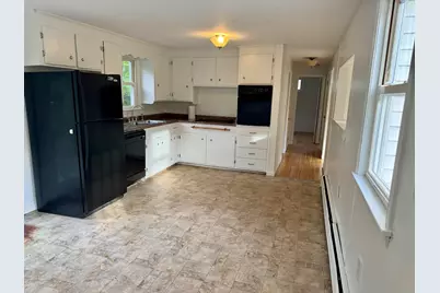 39 Morse Street, South Portland, ME 04106 - Photo 2