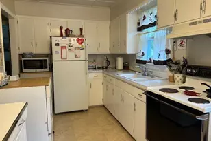 11 Averill Terrace, Waterville, ME 04901 - Photo 4