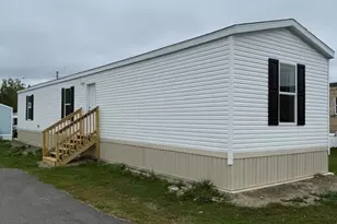 33 Black Bear Ln, Brewer, ME 04412 - Photo 1