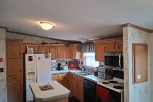 1 Ivy Dr, Norway, ME 04268 - Photo 4
