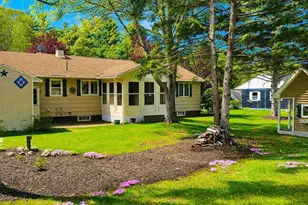 17 Oak St, Jay, ME 04239 - Photo 2