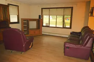 107 Riverside Dr, Mechanic Falls, ME 04256 - Photo 10