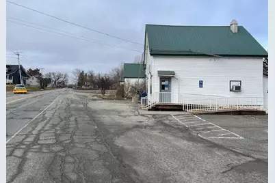 970 Rt 2, Winn, ME 04495 - Photo 4