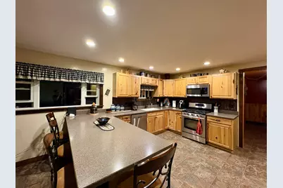 557 Enfield Road, Lincoln, ME 04457 - Photo 10