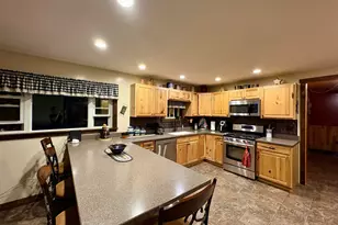 557 Enfield Rd, Lincoln, ME 04457 - Photo 10