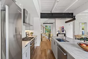 53 Carleton St, Portland, ME 04102 - Photo 22