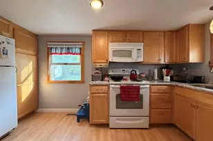 31 Delmont St, Presque Isle, ME 04769 - Photo 2