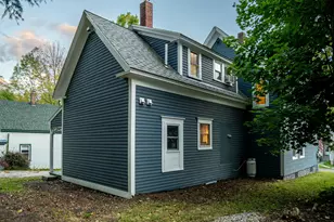 28 Searles St, Livermore Falls, ME 04254 - Photo 4