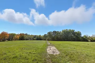 163 Rochester St, Berwick, ME 03901 - Photo 12