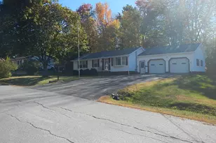 11 Tibbetts Dr, Lincoln, ME 04457 - Photo 1