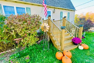 28 Messina Dr, Skowhegan, ME 04976 - Photo 1