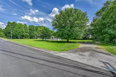 175-179 Maple Avenue, Farmington, ME 04938 - Photo 24