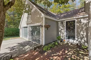 18 Longwood Dr, Kennebunk, ME 04043 - Photo 6