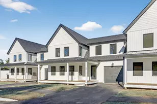 30 Fairway Commons Dr, Gorham, ME 04038 - Photo 1