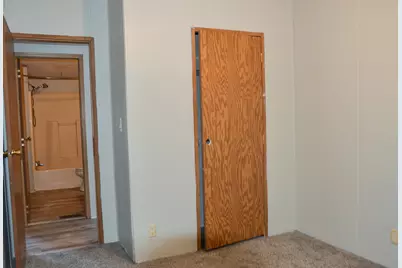 65 Weeks Road, Gardiner, ME 04345 - Photo 16