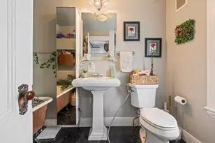 9 C St, Portland, ME 04102 - Photo 4