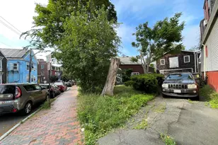 30 Dow St, Portland, ME 04102 - Photo 6