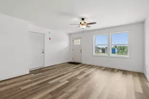 27 Village Cir, Augusta, ME 04330 - Photo 4