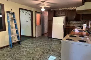 32 Nyes Corner Dr, Fairfield, ME 04937 - Photo 2