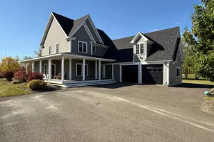 64 Meadow Ln, Houlton, ME 04730 - Photo 2