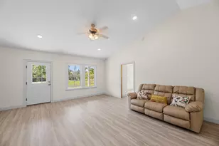 410 Peltoma Ave, Pittsfield, ME 04967 - Photo 22