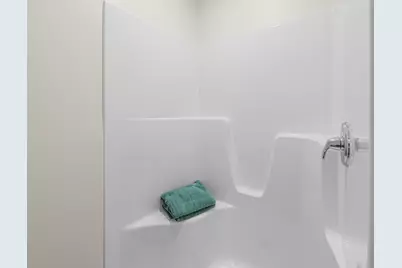 410 Peltoma Avenue, Pittsfield, ME 04967 - Photo 28