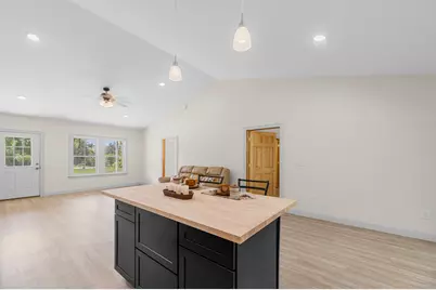 410 Peltoma Avenue, Pittsfield, ME 04967 - Photo 18