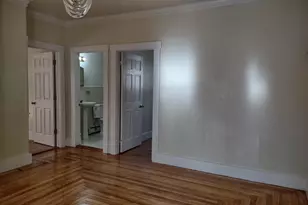 33 Washington St, Augusta, ME 04330 - Photo 6