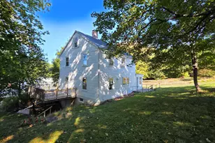 195 River Rd, Bucksport, ME 04416 - Photo 4