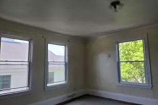 92 Pine St, Lewiston, ME 04240 - Photo 6