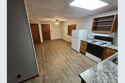 18 Leavitt Street, Skowhegan, ME 04976 - Photo 2