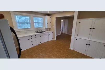 18 Leavitt Street, Skowhegan, ME 04976 - Photo 12