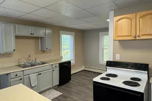 35 Dyer St, Presque Isle, ME 04769 - Photo 6