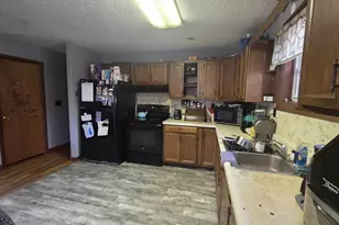 9 Pine Grove Dr, Mount Vernon, ME 04352 - Photo 8