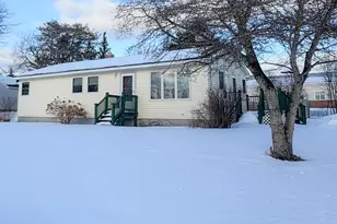 21 Knox Brothers Ave, Searsport, ME 04974 - Photo 1